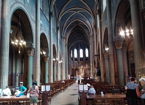 Saint Germain des Prés interior